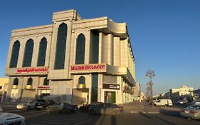 زائر الفخامه للشقق المخدومه